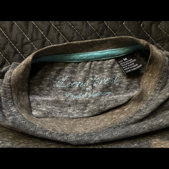 Simple tee - Picture 2 of 2